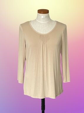 Fair Indigo Stretchy Long Sleeve Rounded Neck Beige Pullover Top SzL